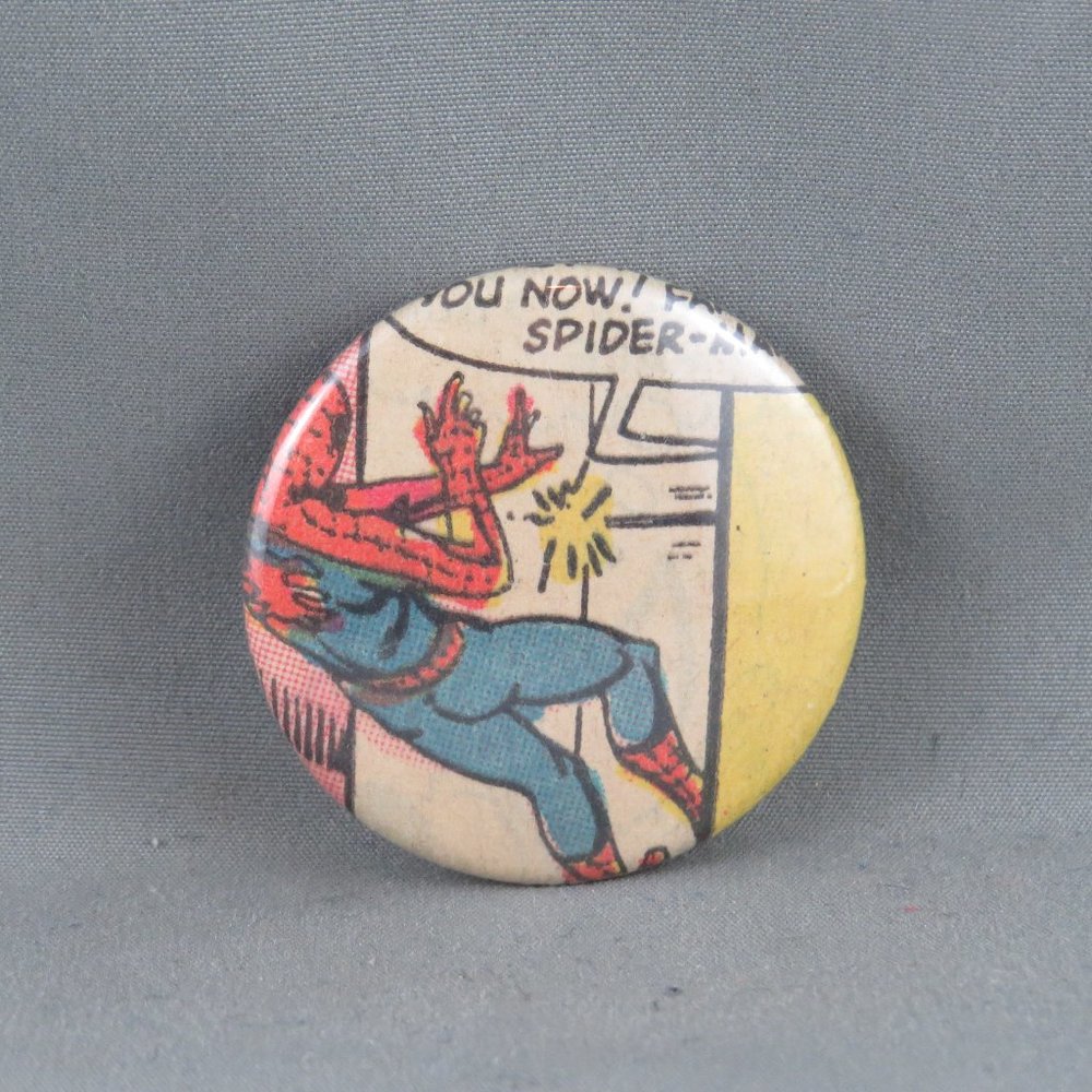 Spider-Man Pin - Comic Panel Pin - Celluloid Pin